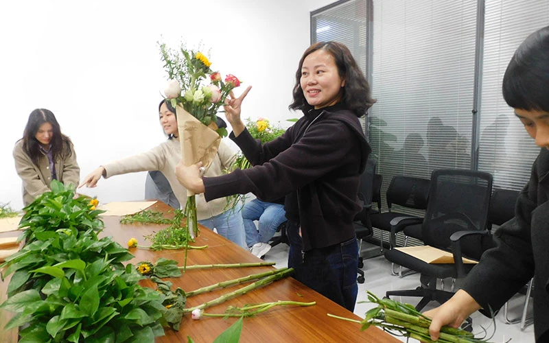 A bouquet of flowers carries a sentiment A bouquet of flowers carries a sentiment
